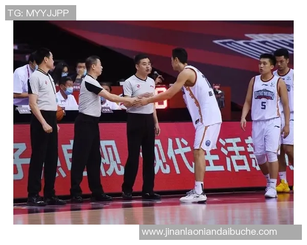 新疆伊力特迎战南京队期待一场精彩的篮球对决与激情碰撞 新疆伊力特迎战南京队期待一场精彩的篮球对决与激情碰撞